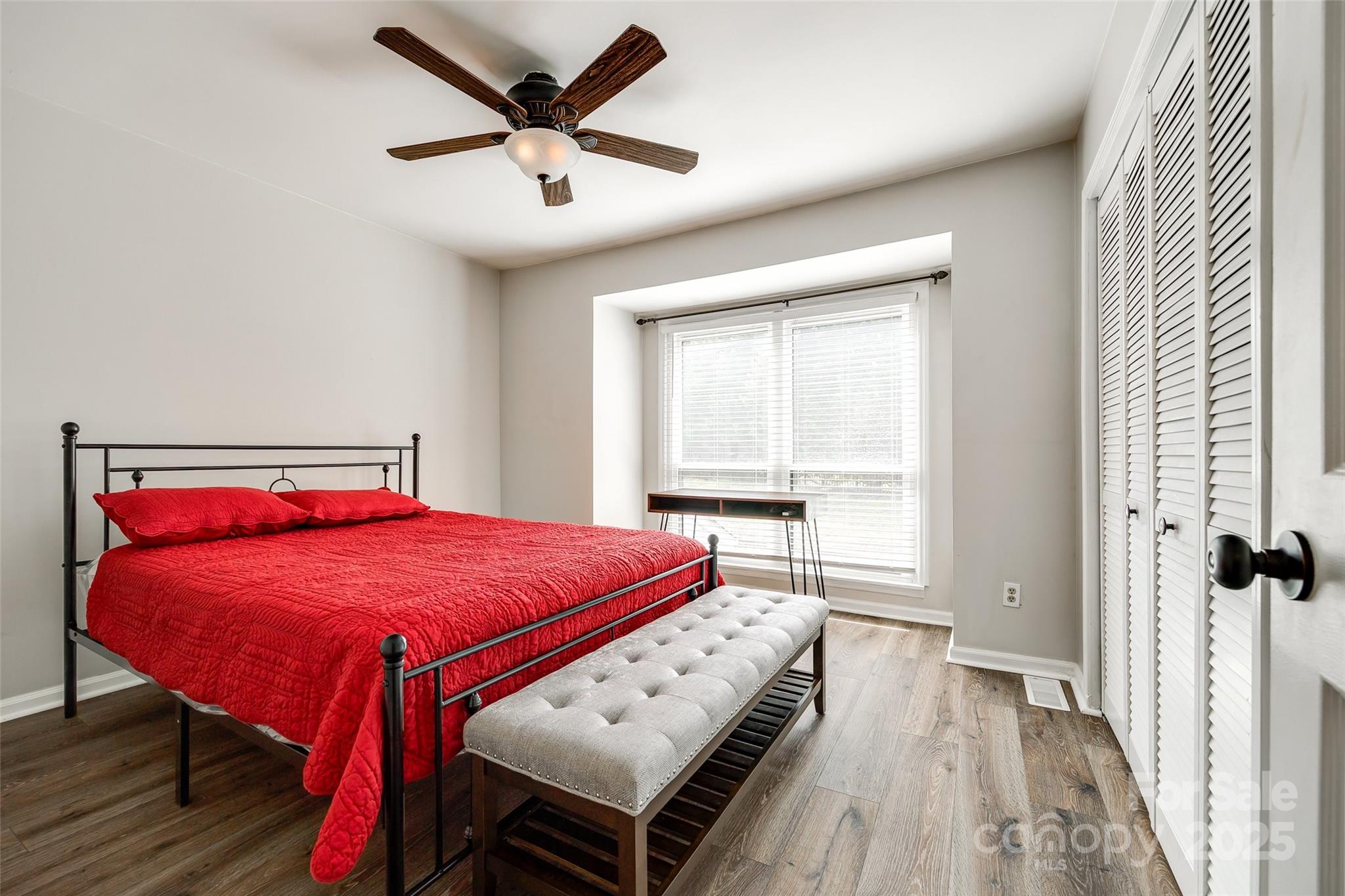 10961 Carmel Crossing Road Property Photo 12