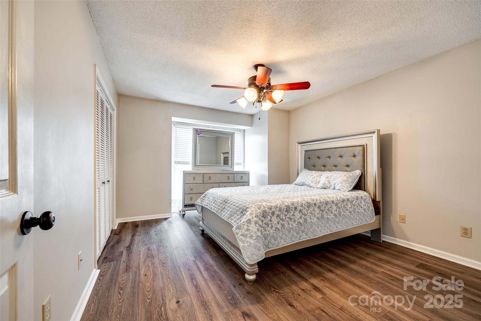 10961 Carmel Crossing Road Property Photo 14