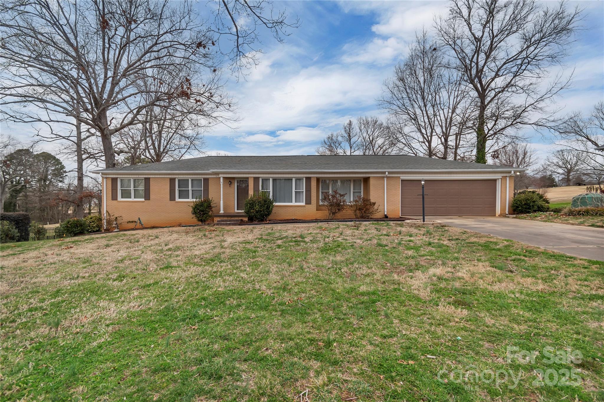 107 Pinelake Drive Property Photo