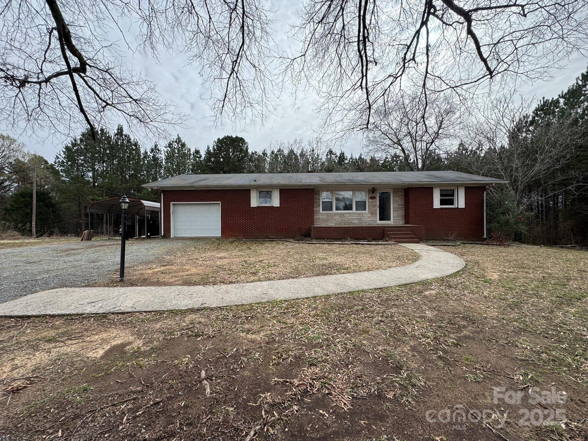 1575 Simplicity Road Property Photo