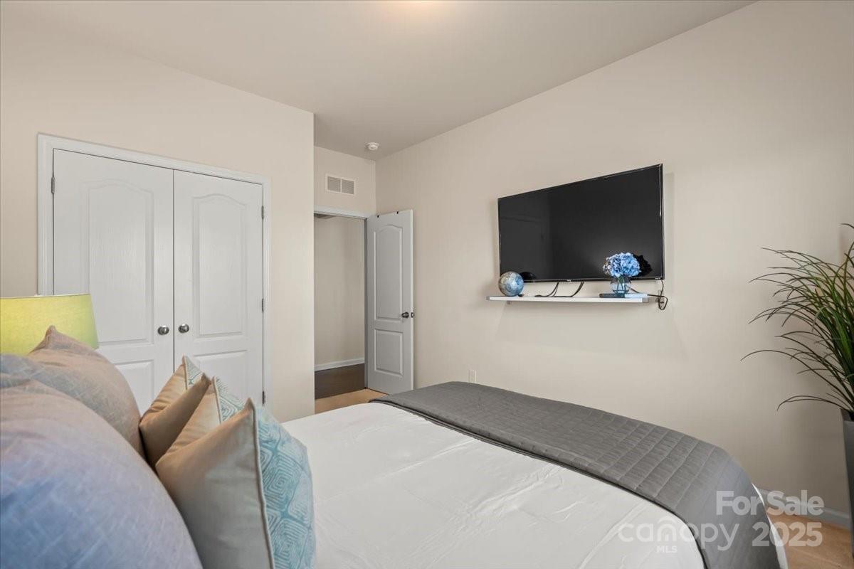 5703 Eleanor Rigby Road Property Photo 19