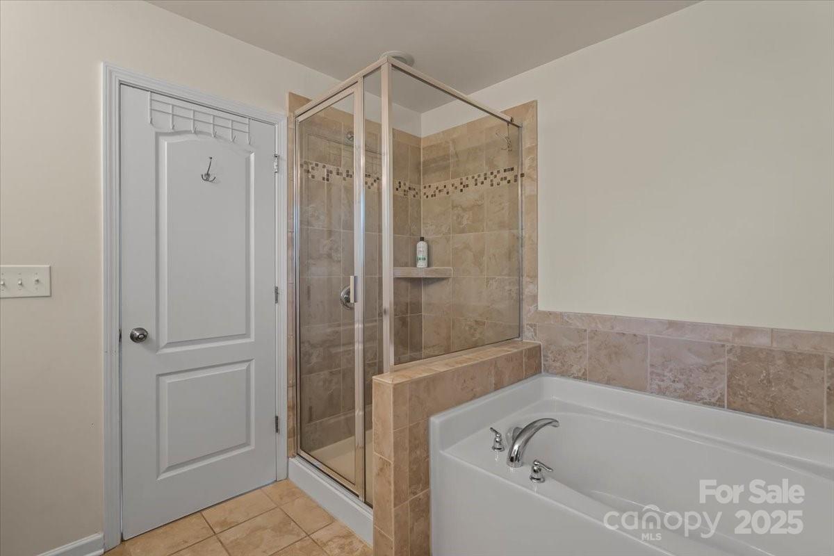 5703 Eleanor Rigby Road Property Photo 28