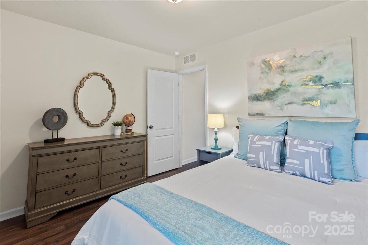 5703 Eleanor Rigby Road Property Photo 34
