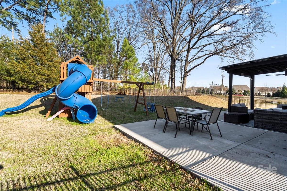 5703 Eleanor Rigby Road Property Photo 38