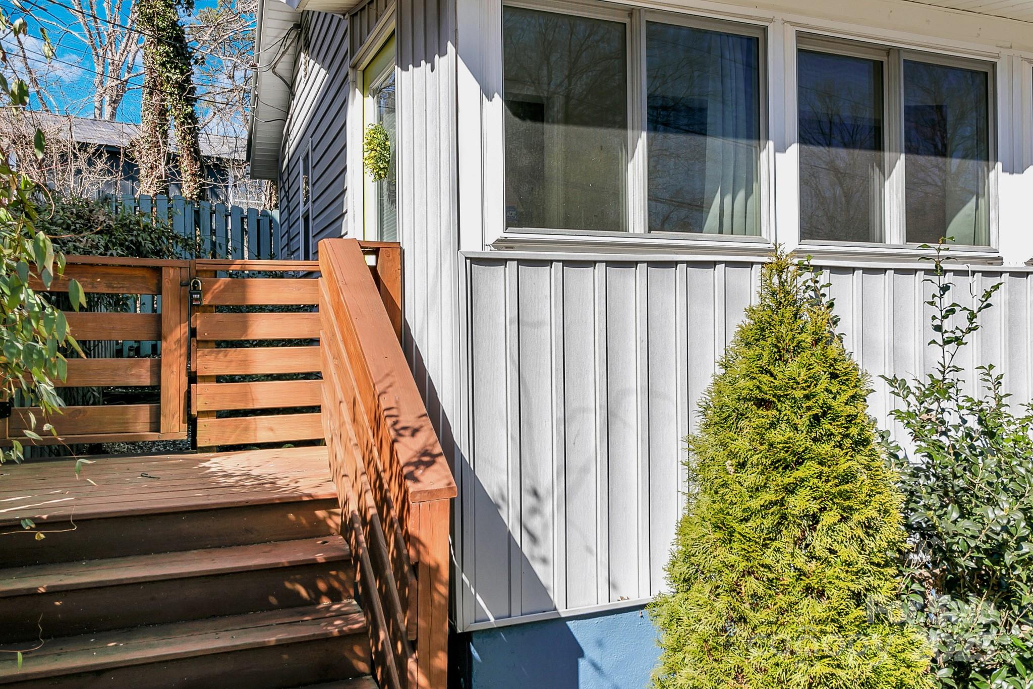 24 Rhododendron Drive Property Photo 5