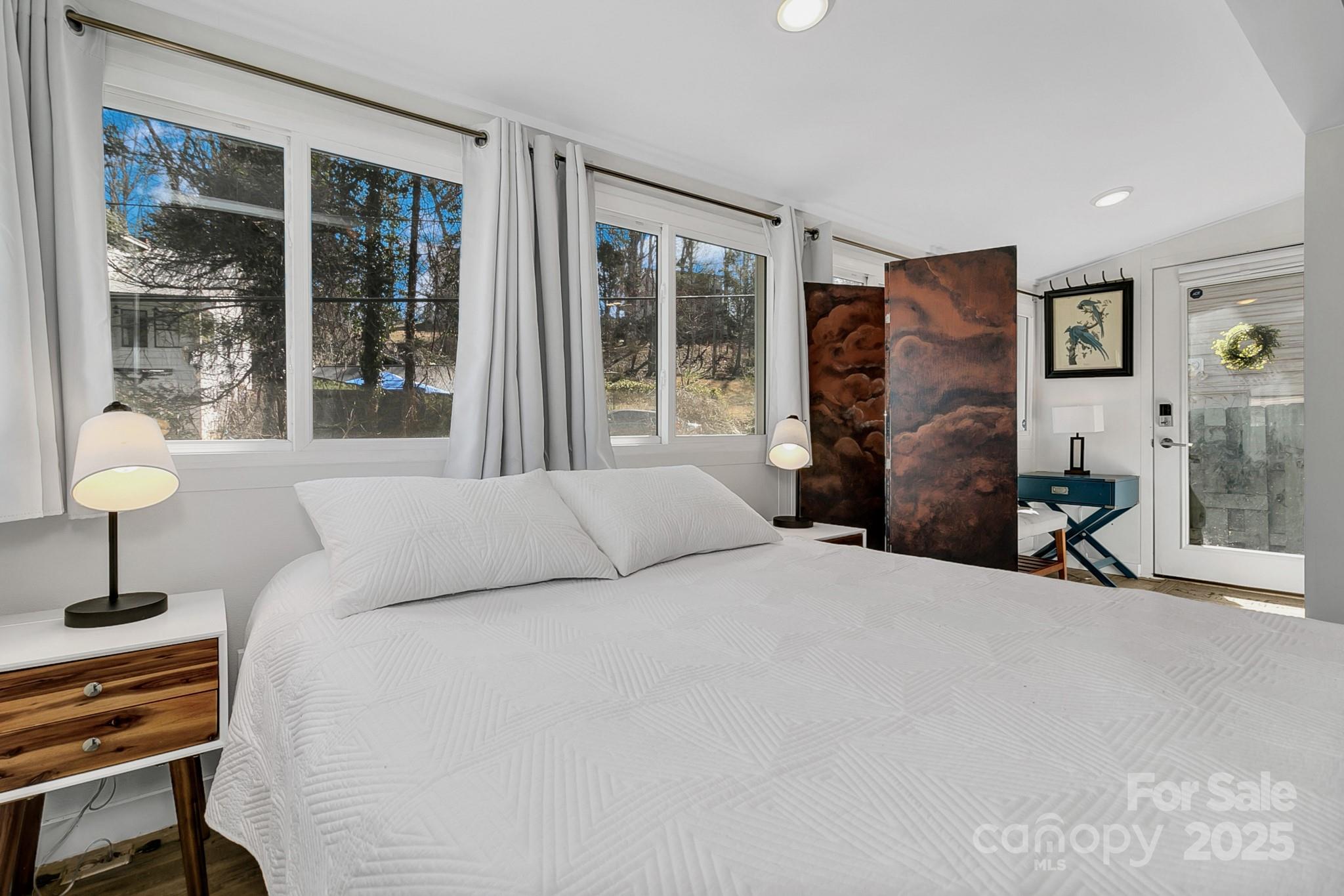 24 Rhododendron Drive Property Photo 12
