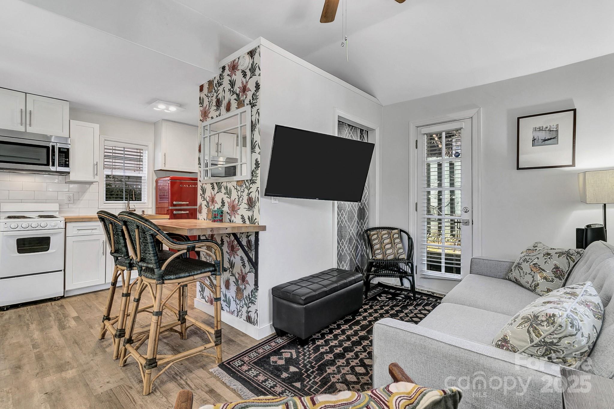 24 Rhododendron Drive Property Photo 14