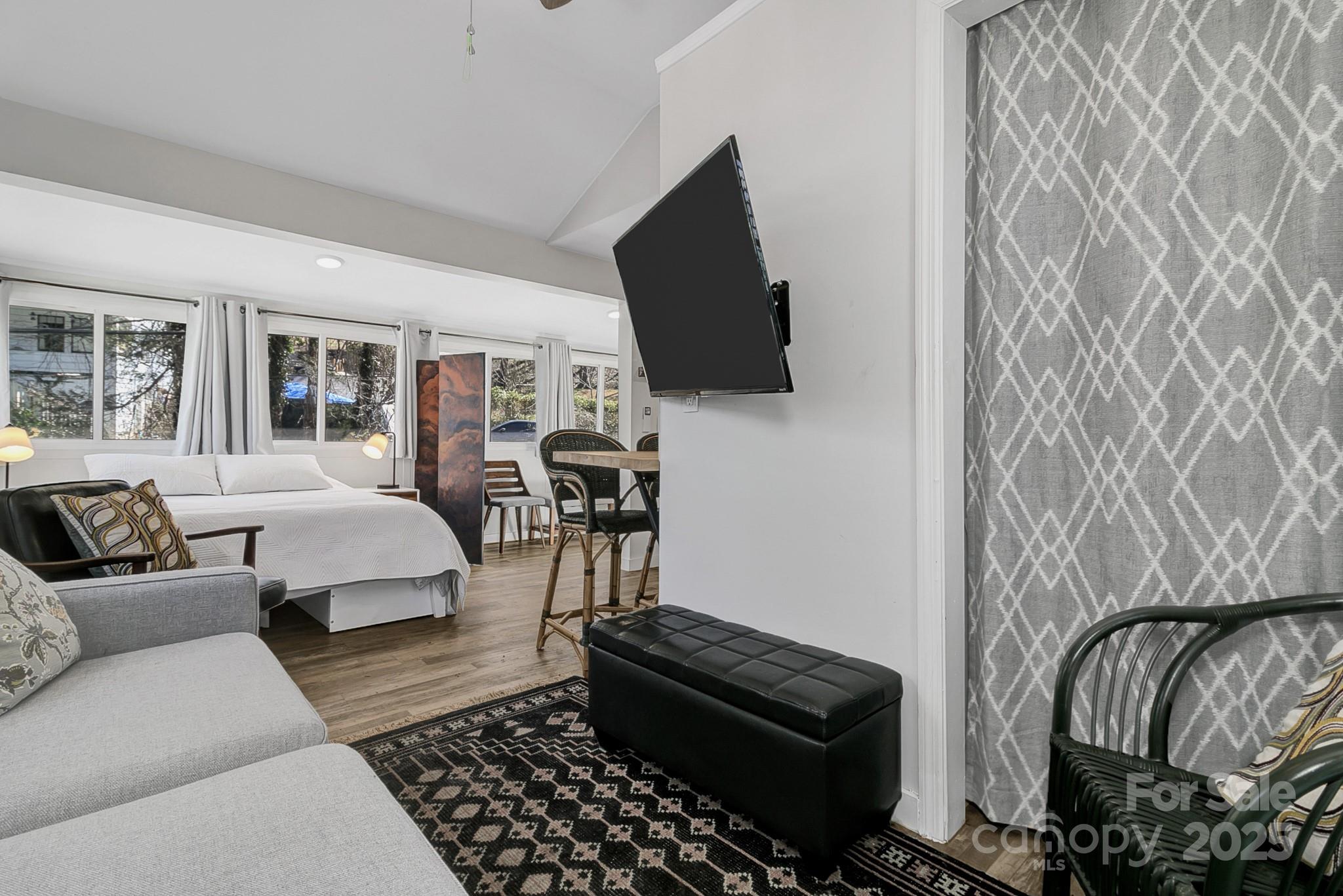 24 Rhododendron Drive Property Photo 16