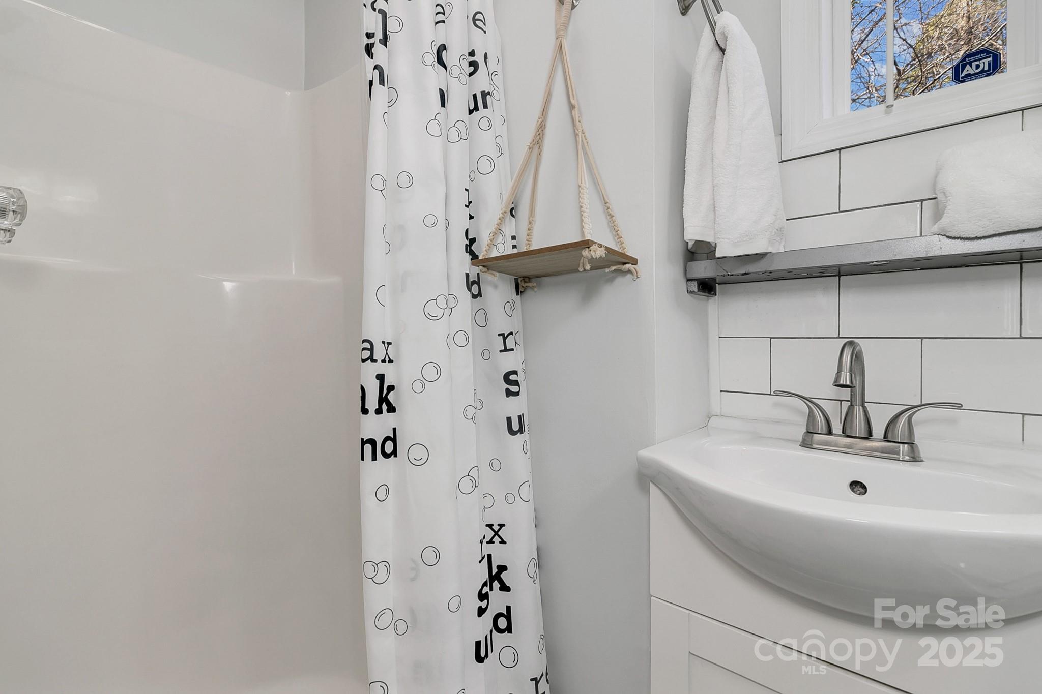 24 Rhododendron Drive Property Photo 24