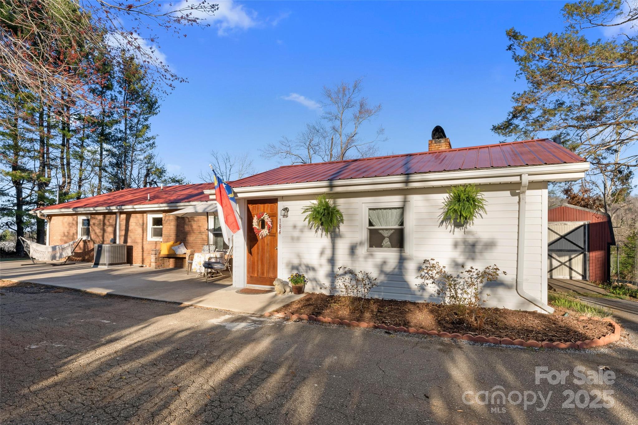 184 Walker Lane Property Photo