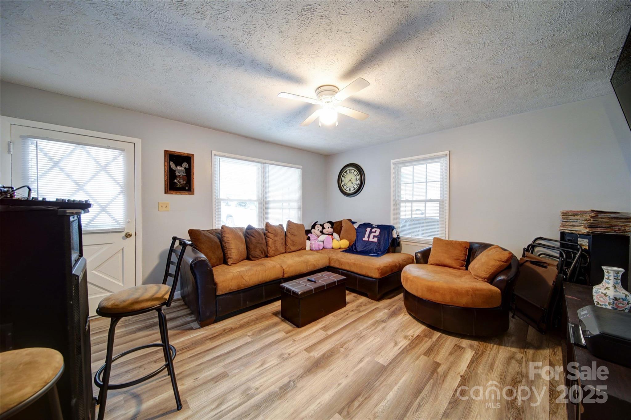 102 Wilshire Avenue Property Photo 6