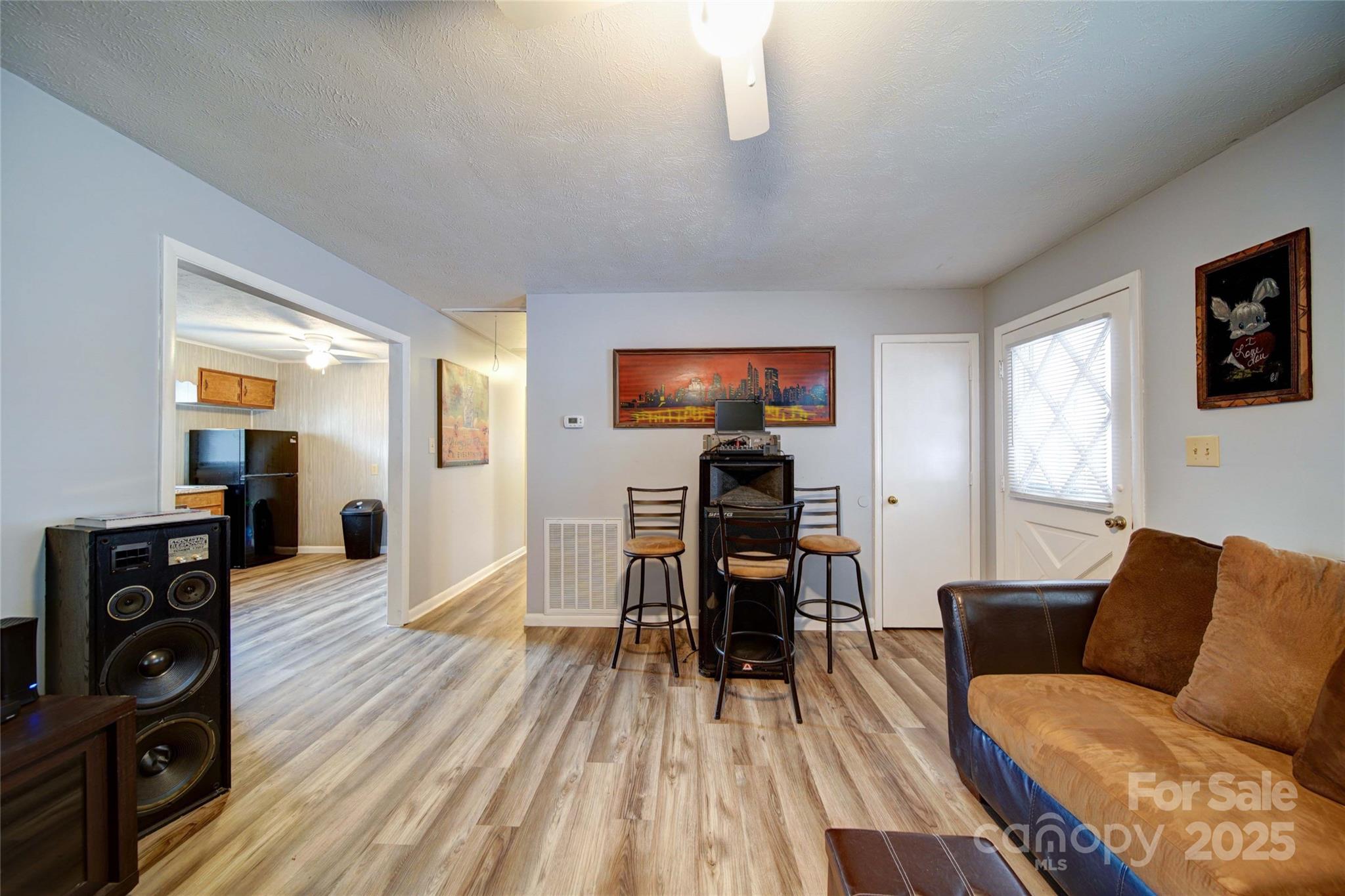 102 Wilshire Avenue Property Photo 7