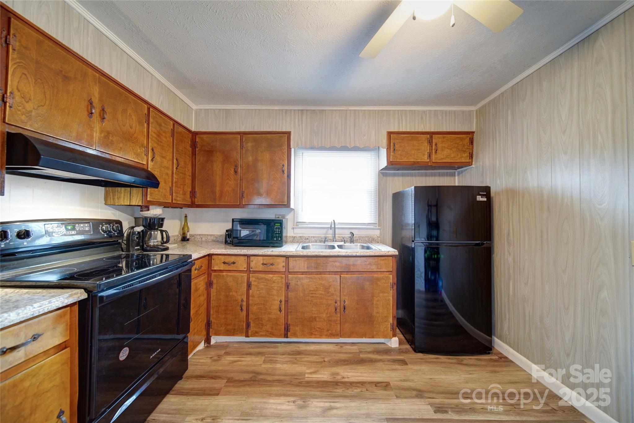 102 Wilshire Avenue Property Photo 8