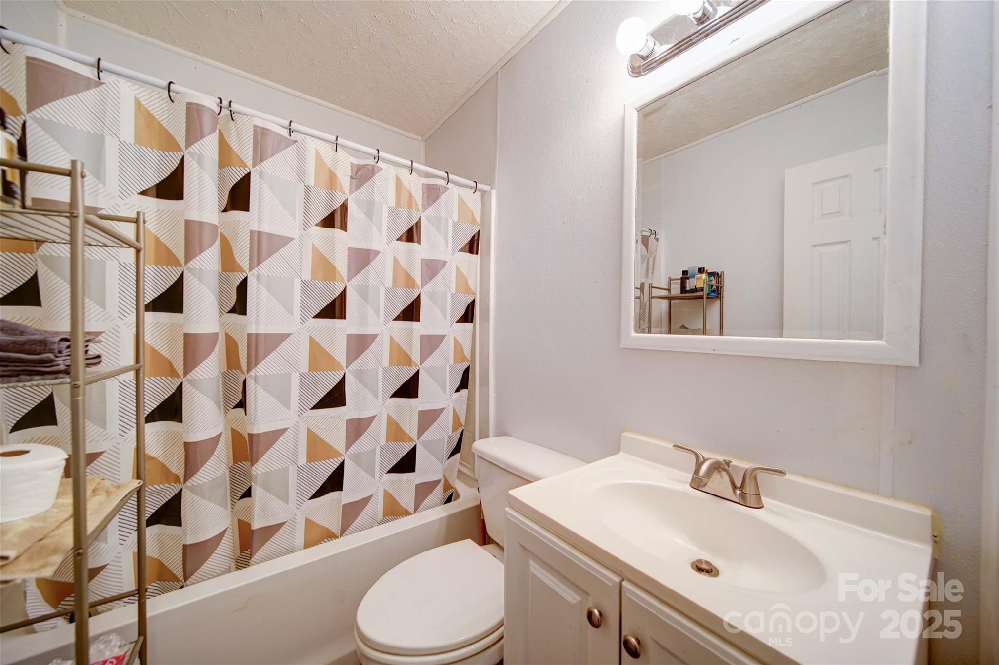 102 Wilshire Avenue Property Photo 17