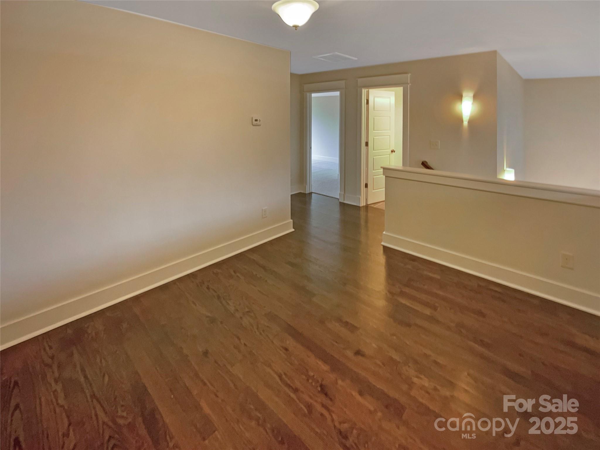 2927 Clemson Avenue Property Photo 20