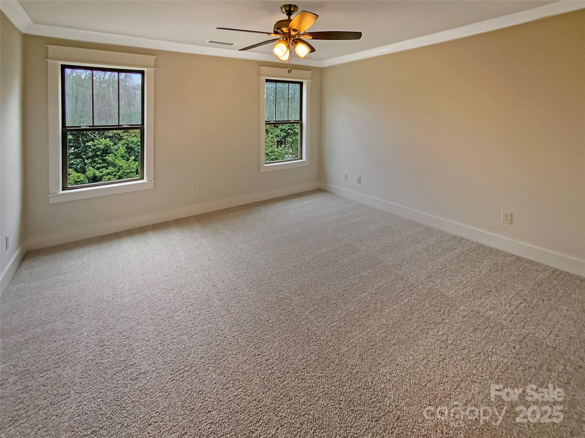 2927 Clemson Avenue Property Photo 23