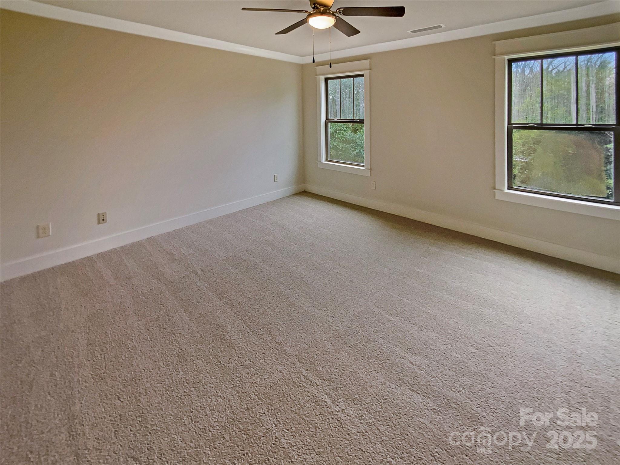 2927 Clemson Avenue Property Photo 24