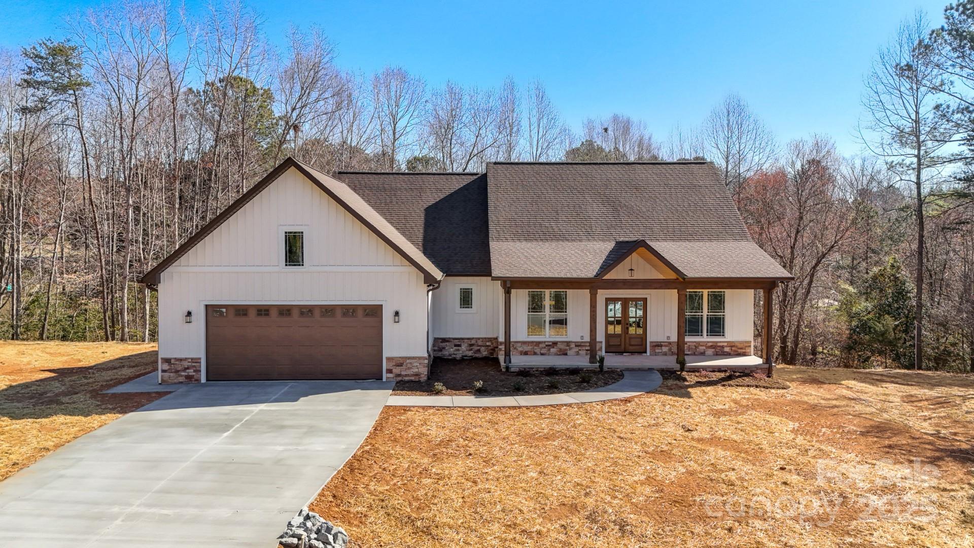 6040 Chaucer Lane Property Photo