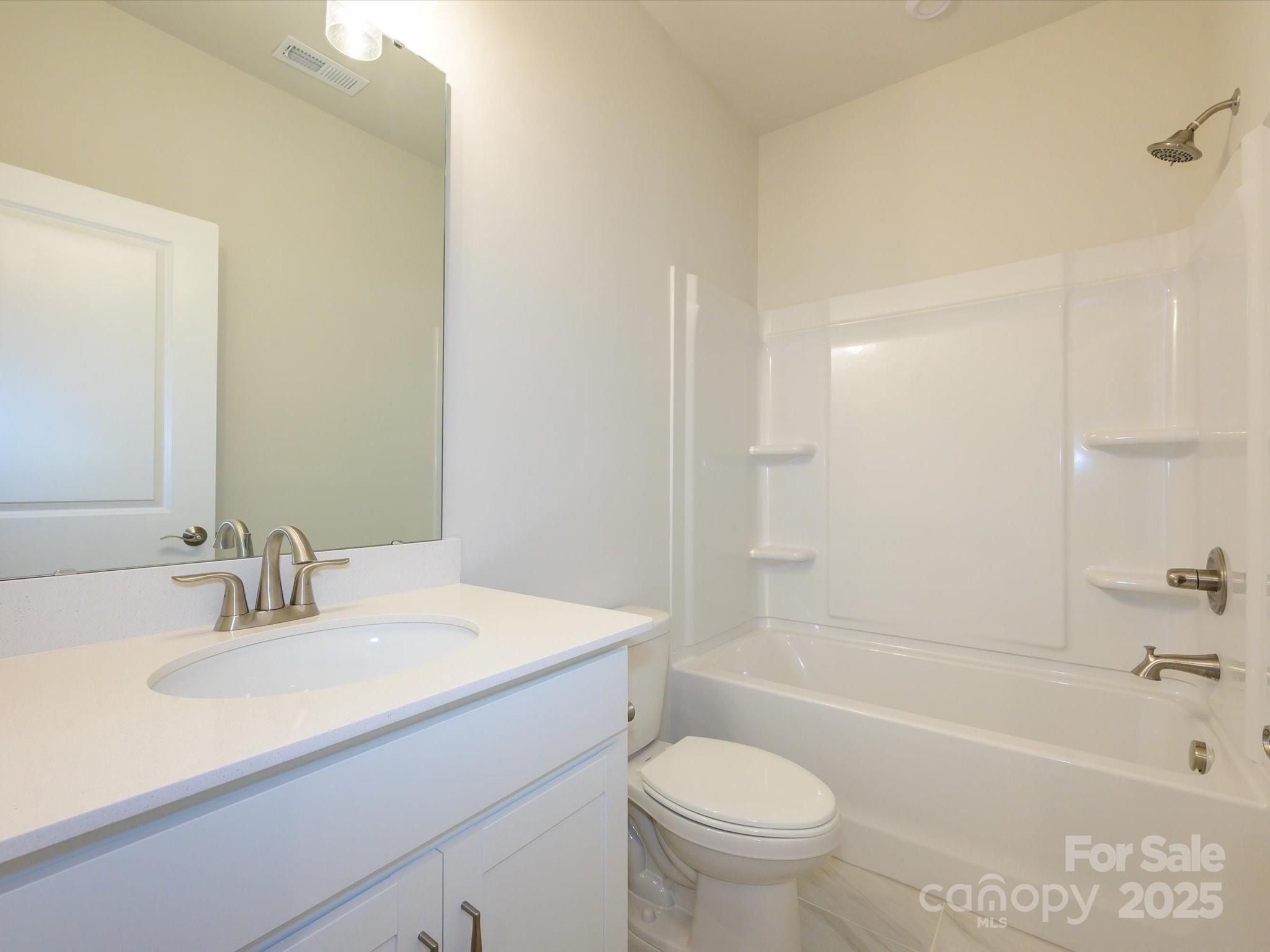 5640 Kingspan Drive Property Photo 16