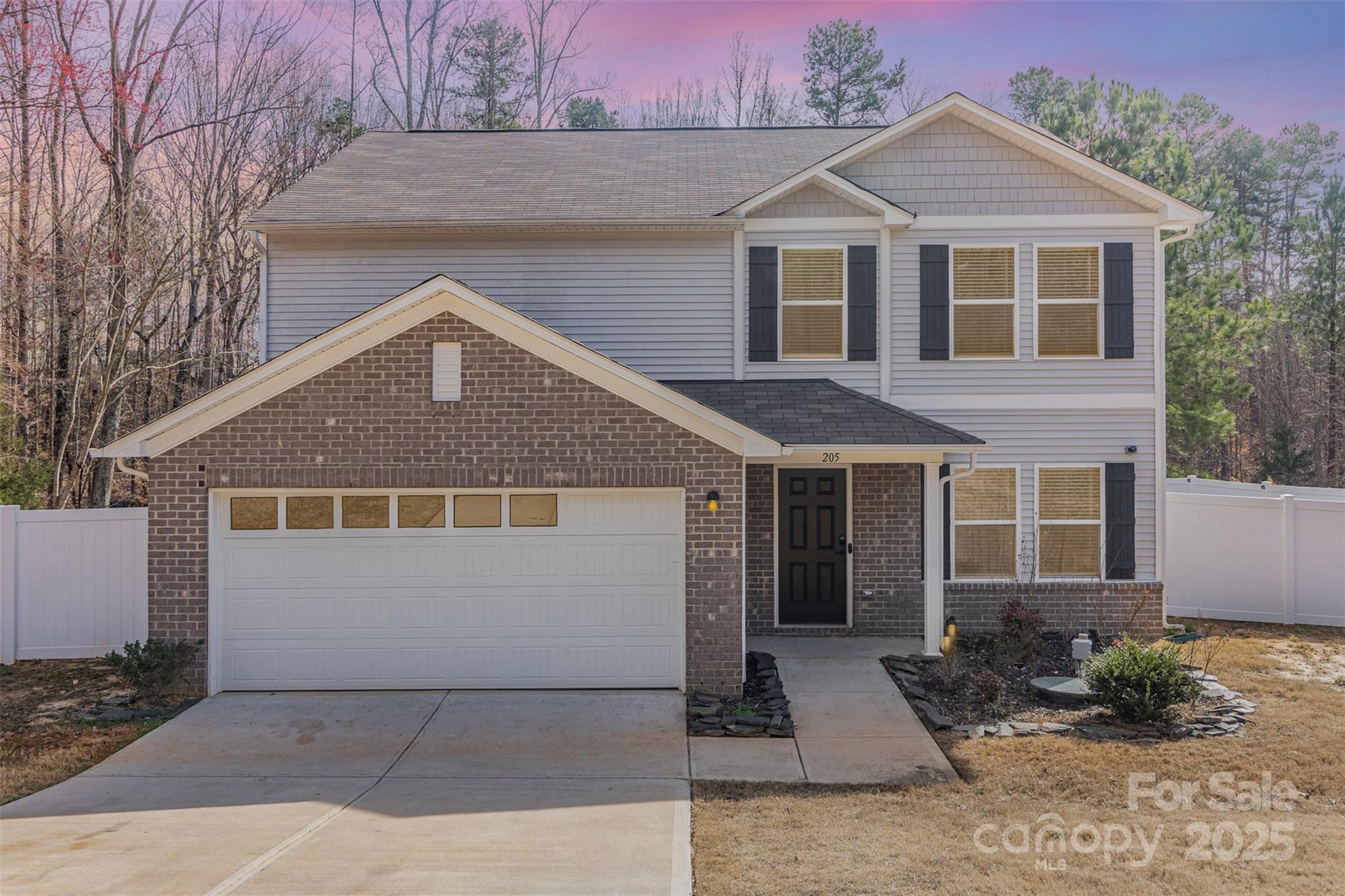 Athens West Real Estate Listings Main Image