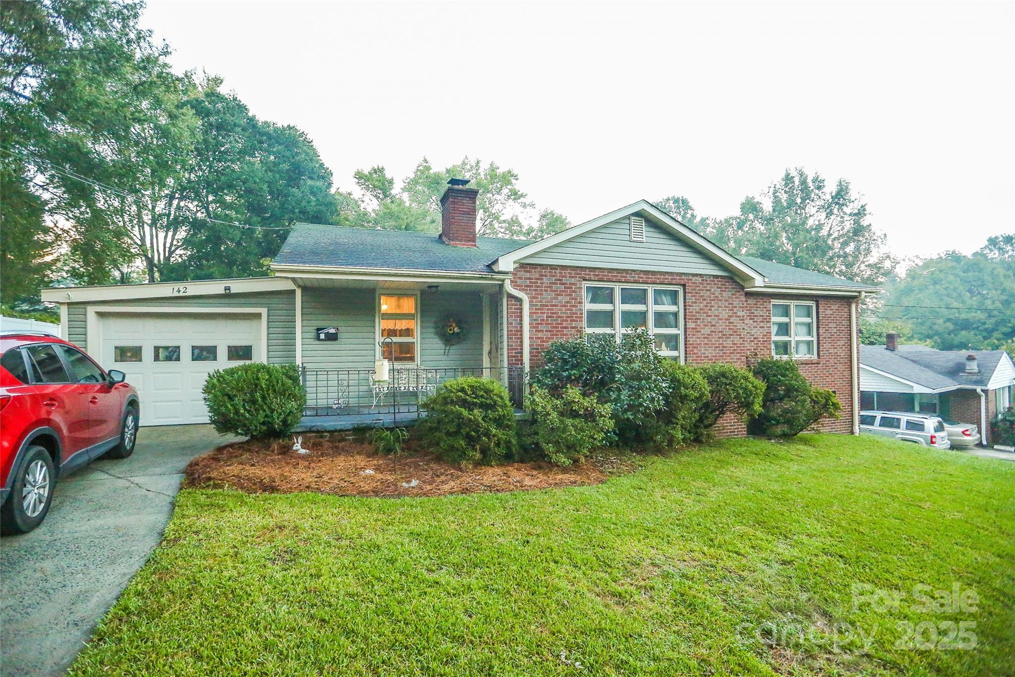 142 Wilson Street Property Photo
