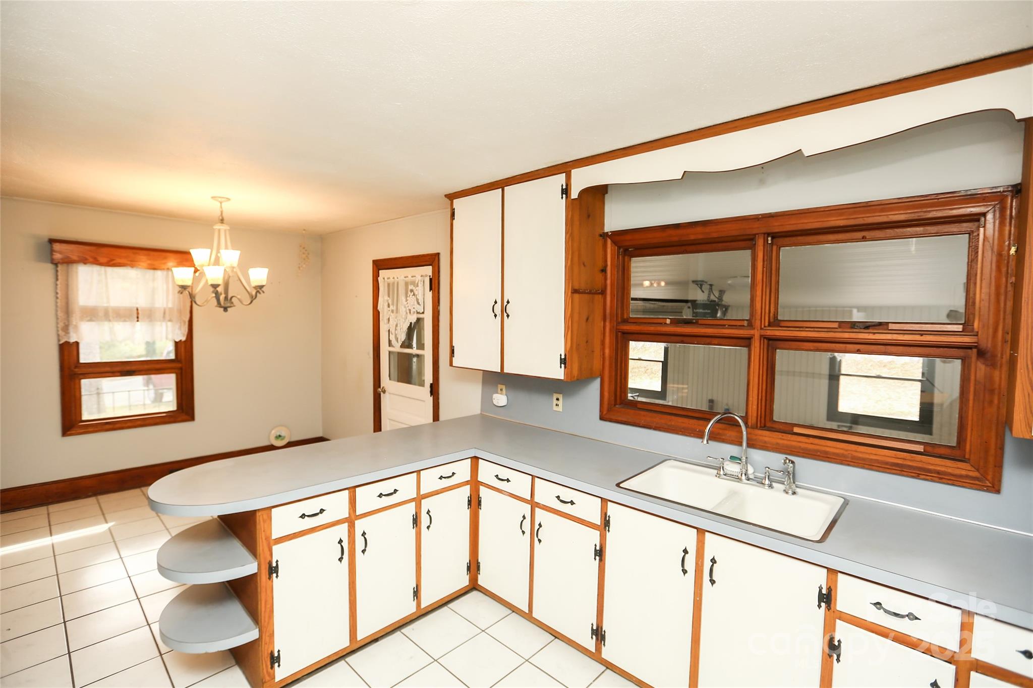 142 Wilson Street Property Photo 7