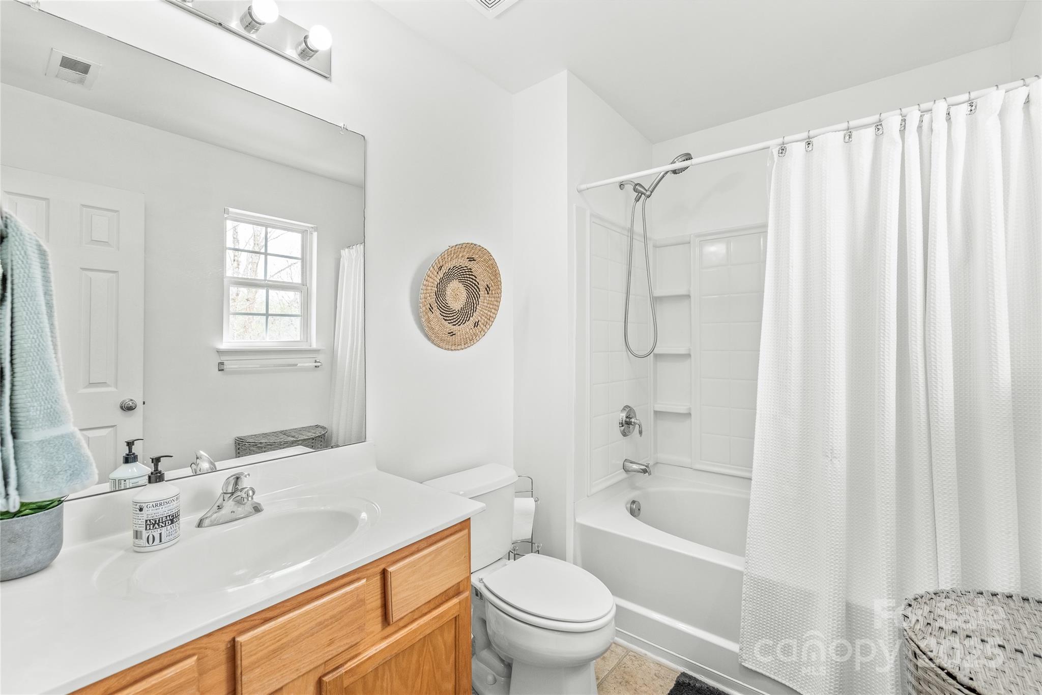 130 Clydesdale Court Property Photo 12