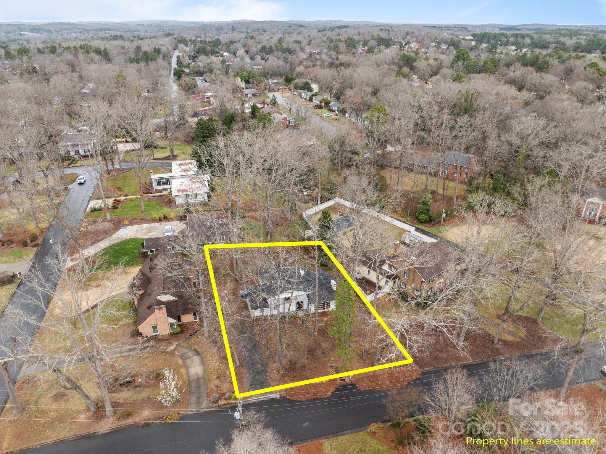 805 East Street Property Photo 3