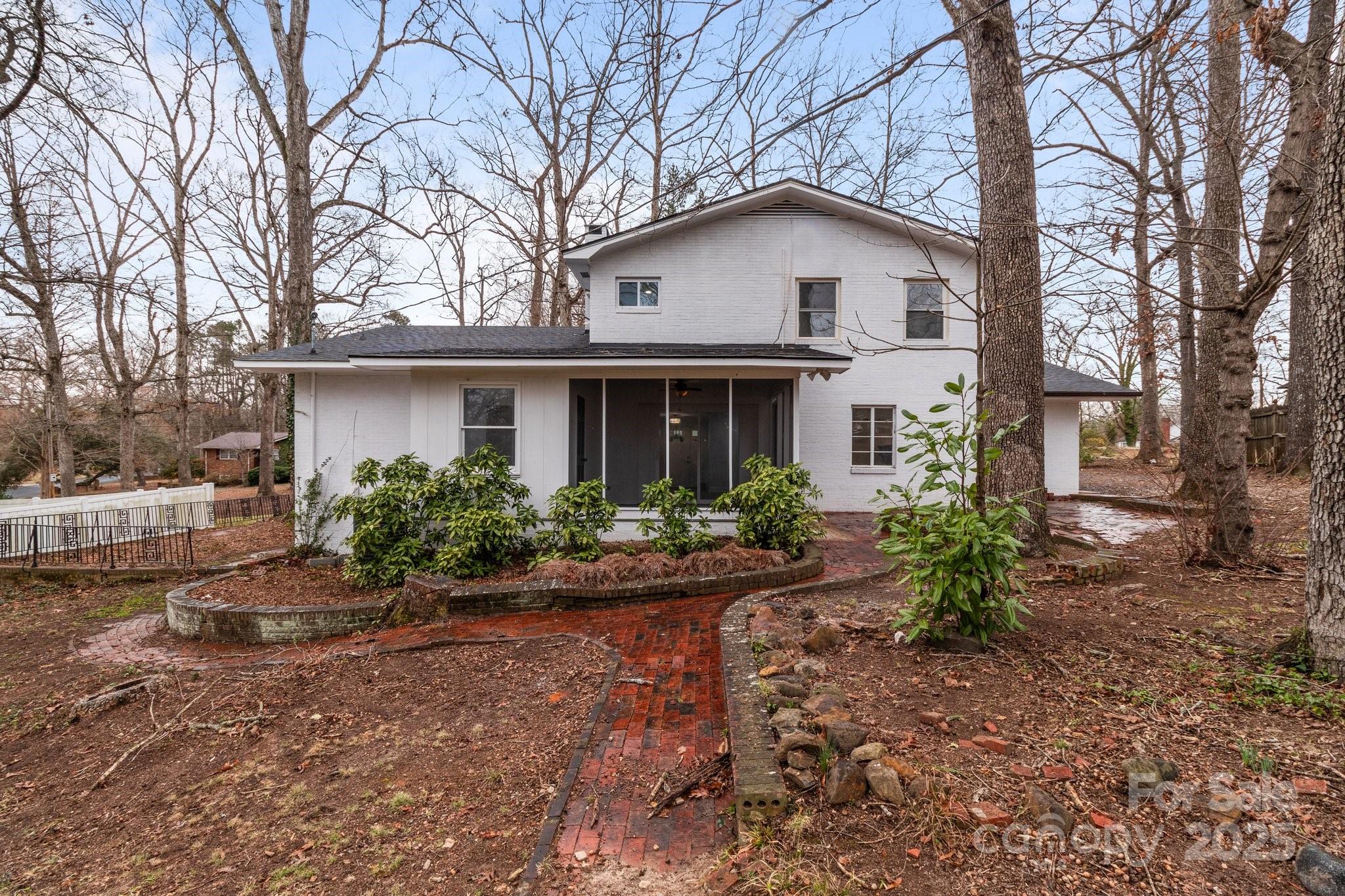 805 East Street Property Photo 11