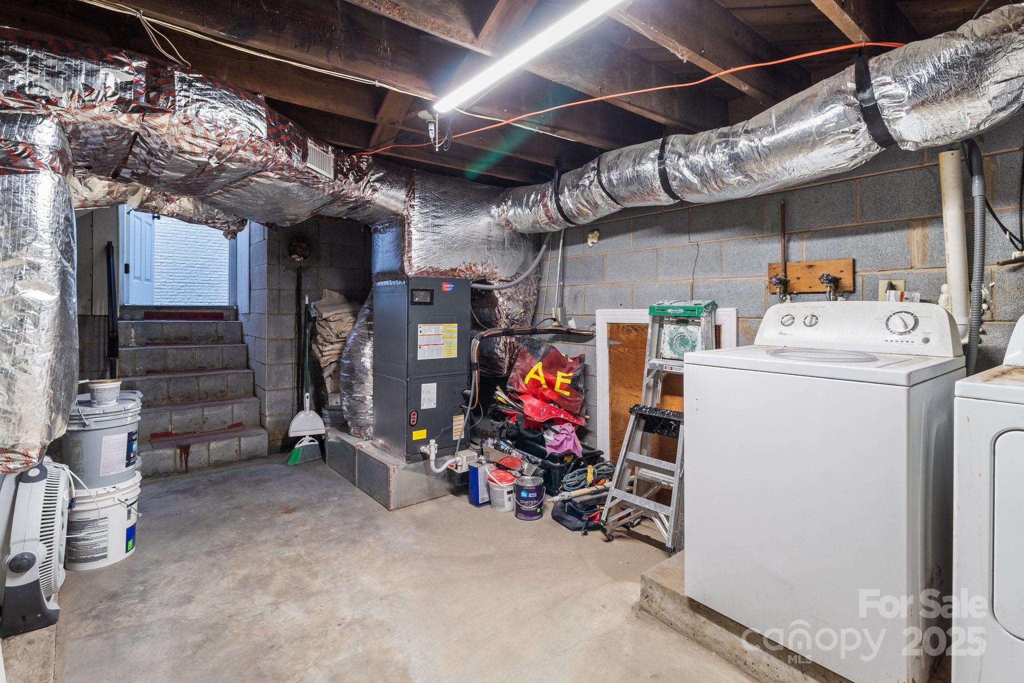 805 East Street Property Photo 44