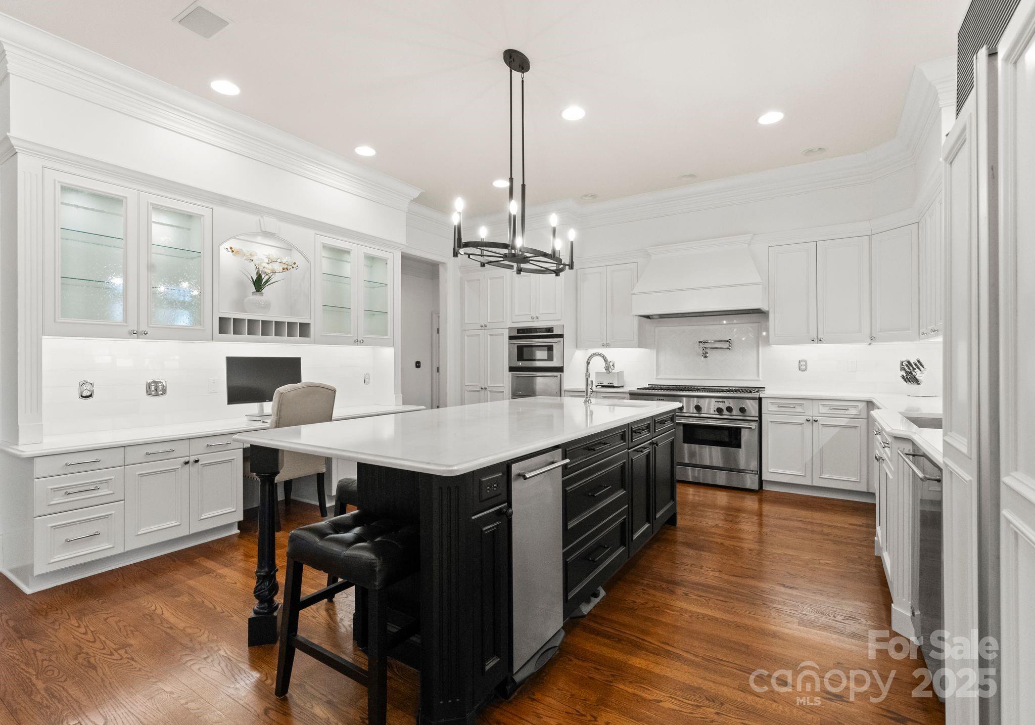 17429 Staysail Court Property Photo 8