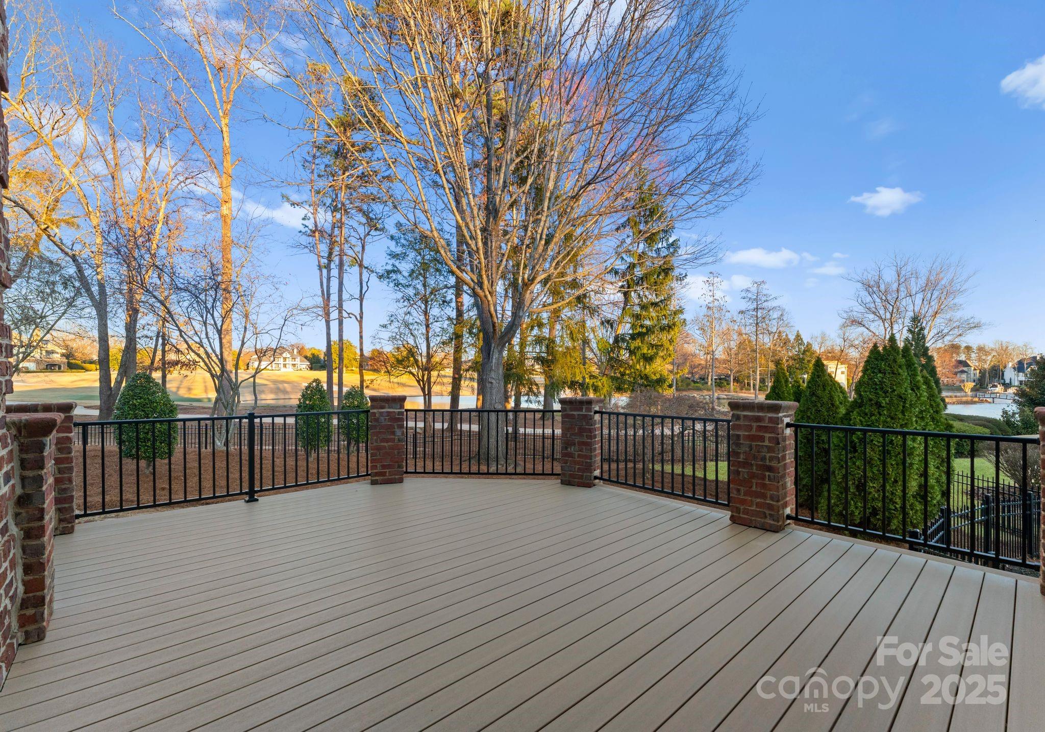 17429 Staysail Court Property Photo 44