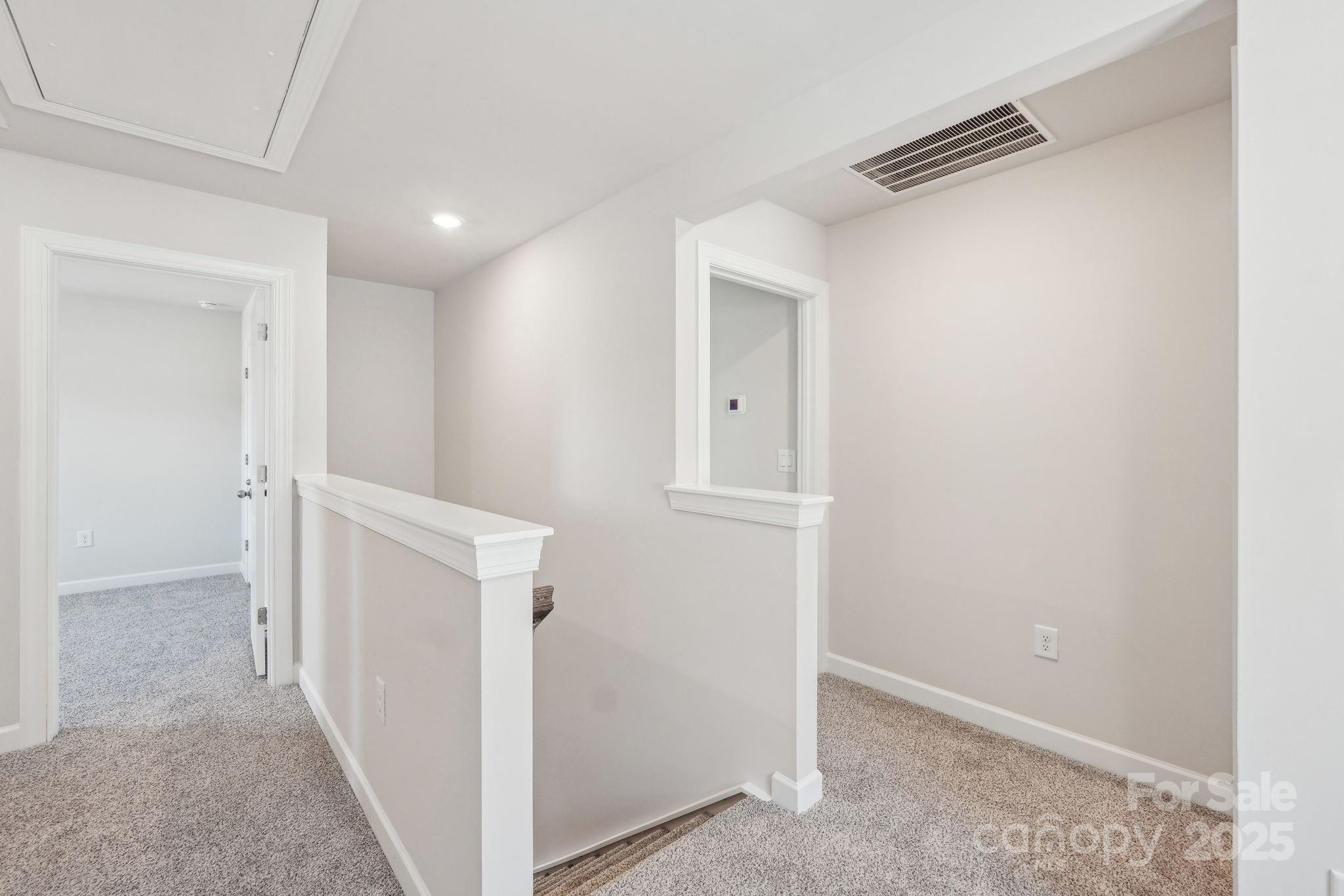 305 Alden Court Property Photo 6