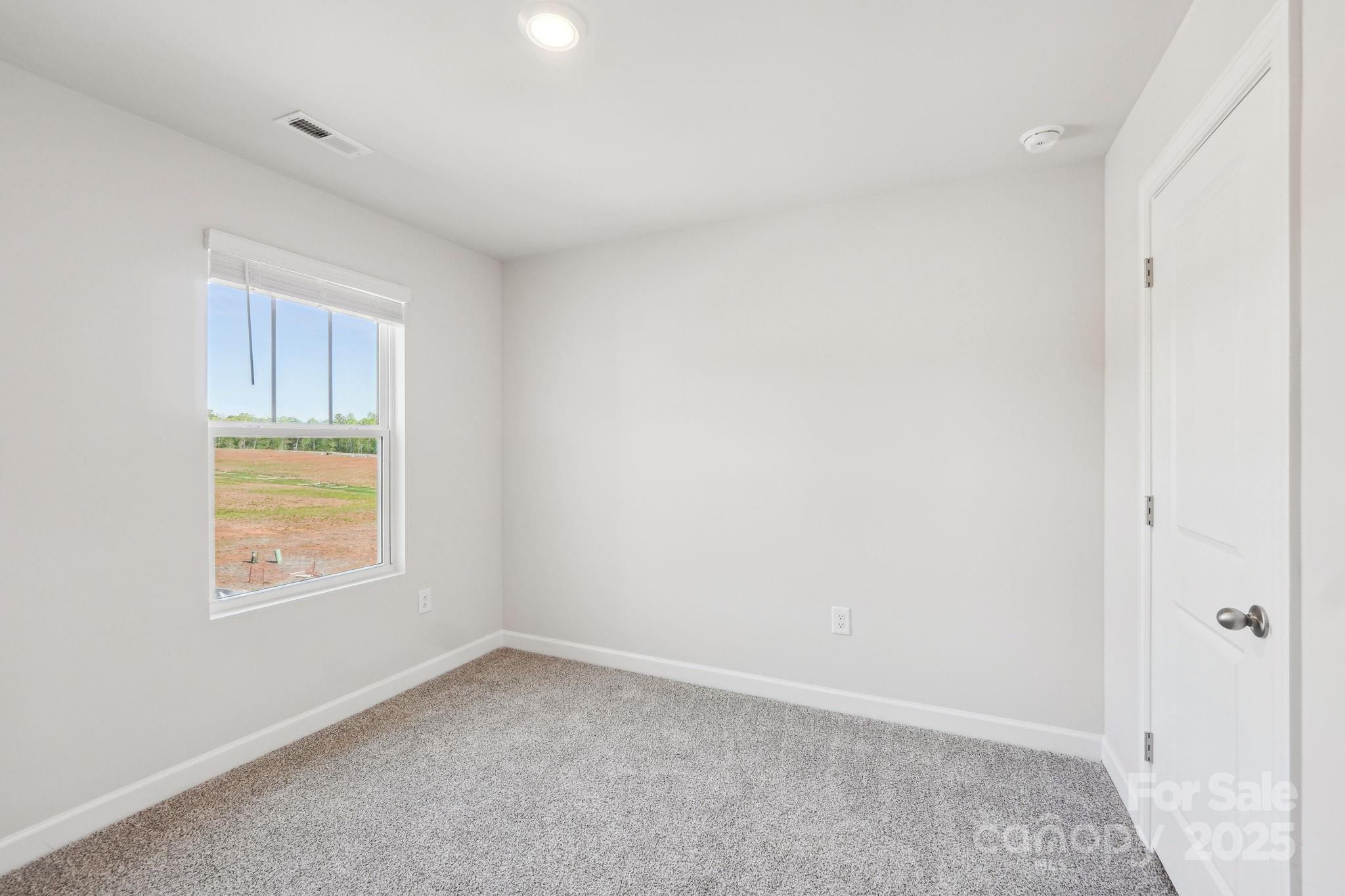 305 Alden Court Property Photo 7