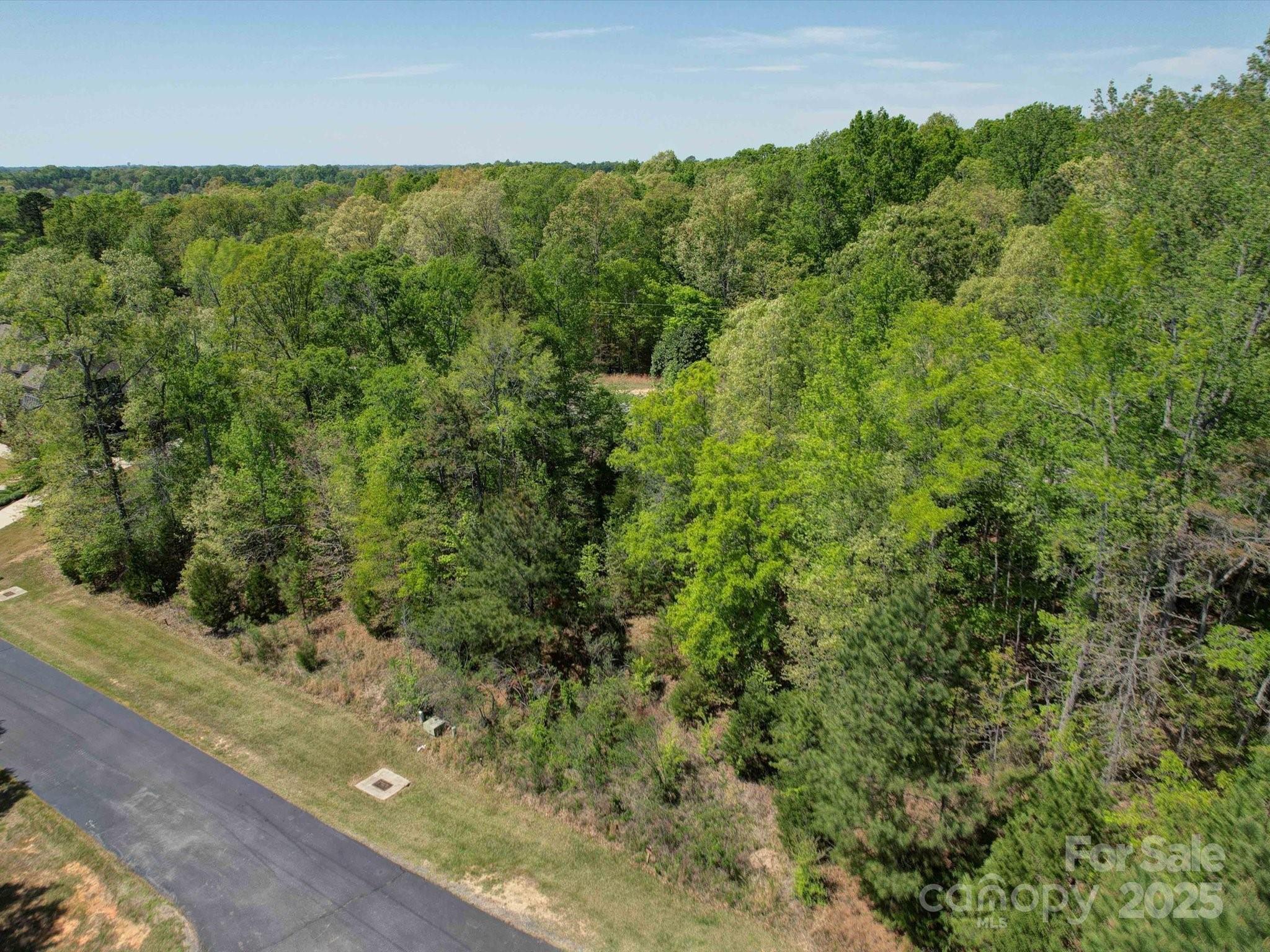 5157 Longbrooke Court Property Photo 8