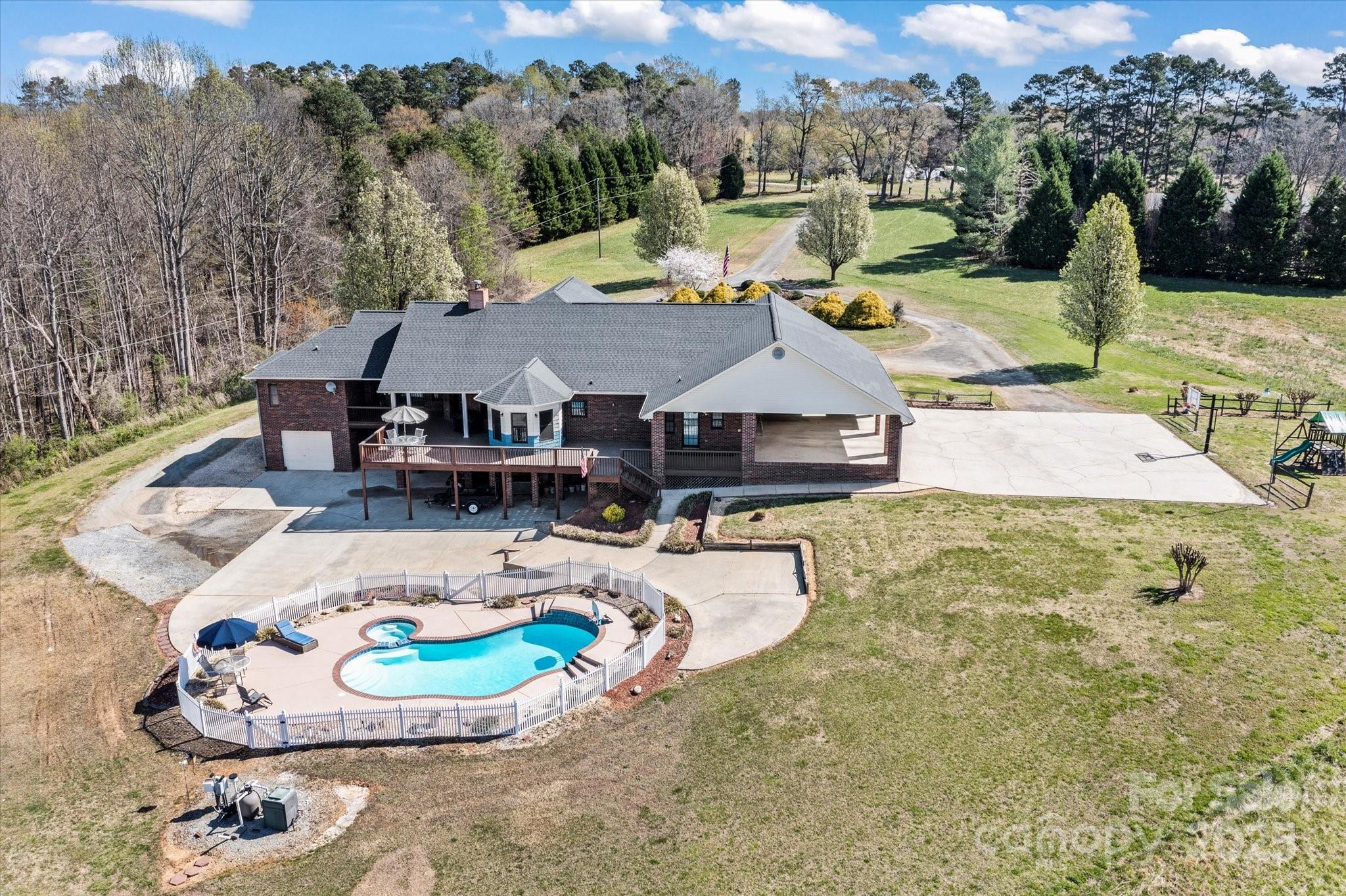 1030 Hurley School Road Property Photo 3