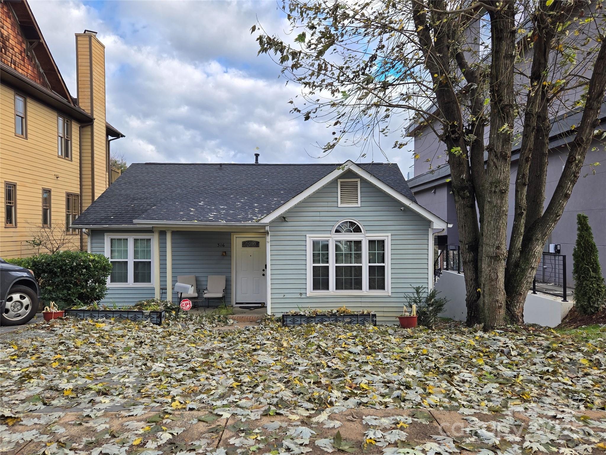 316 Frazier Avenue Property Photo