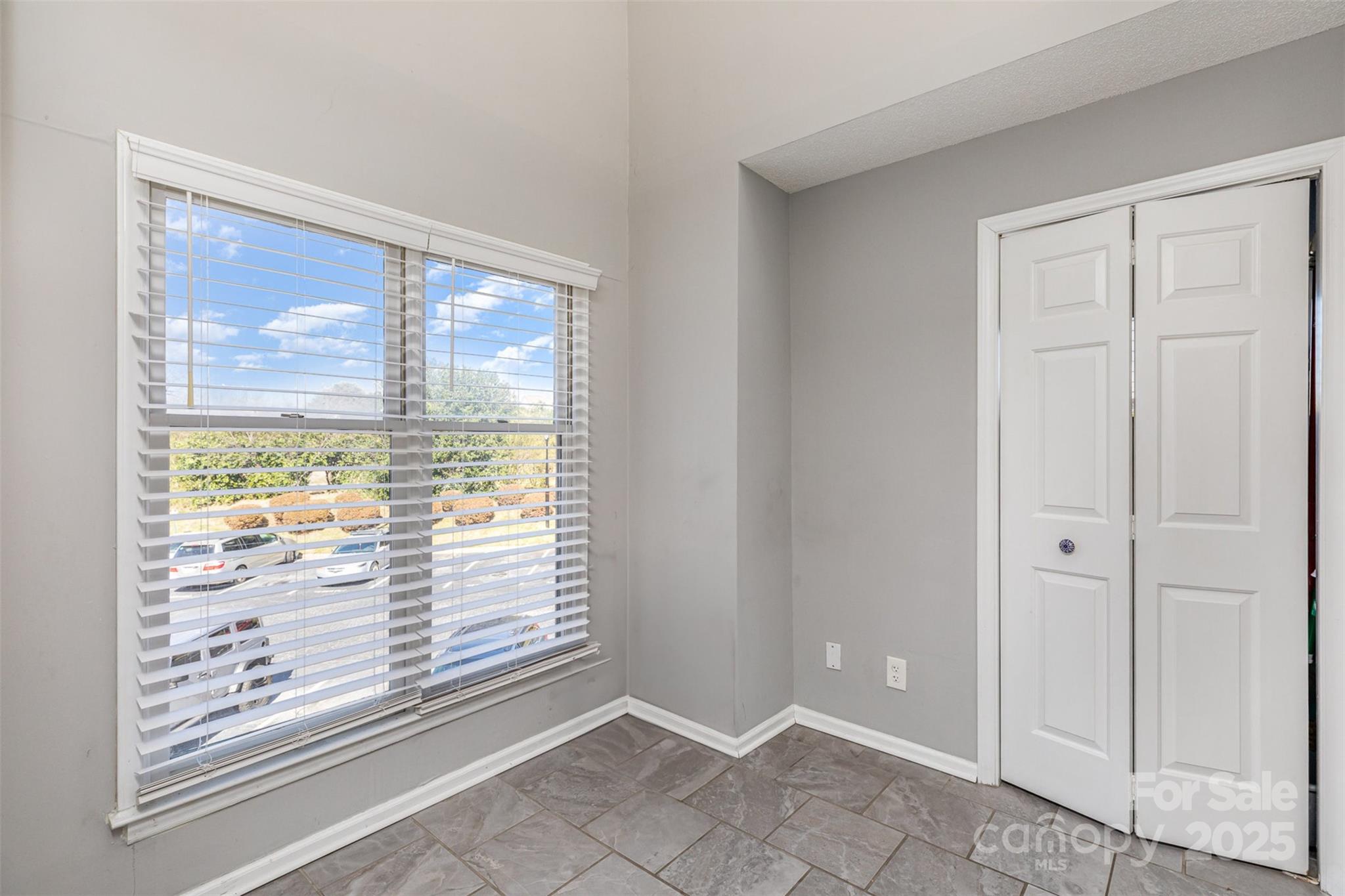 9035 J M Keynes Drive 33 Property Photo 13