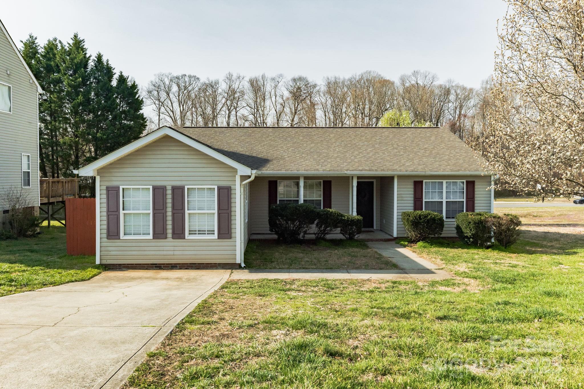 134 Chere Helen Drive Property Photo