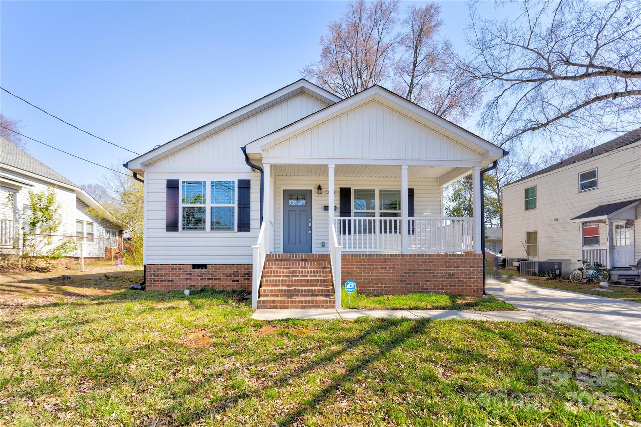 248 Kerr Street Property Photo