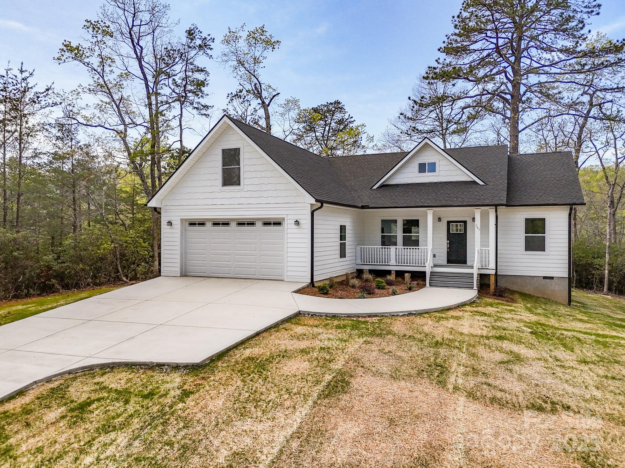 249 Crooked Creek Estate Property Photo