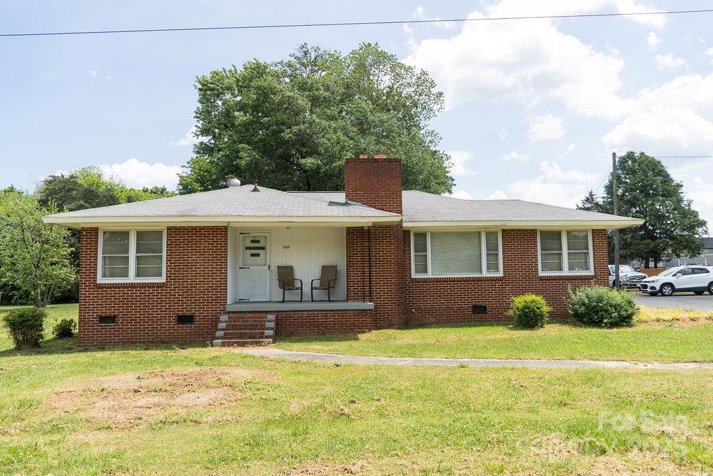 1606 Mt Gallant Road Property Photo