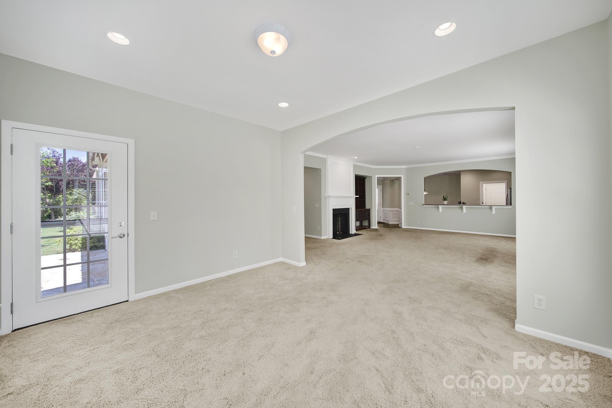 8107 Crater Lake Drive Property Photo 16