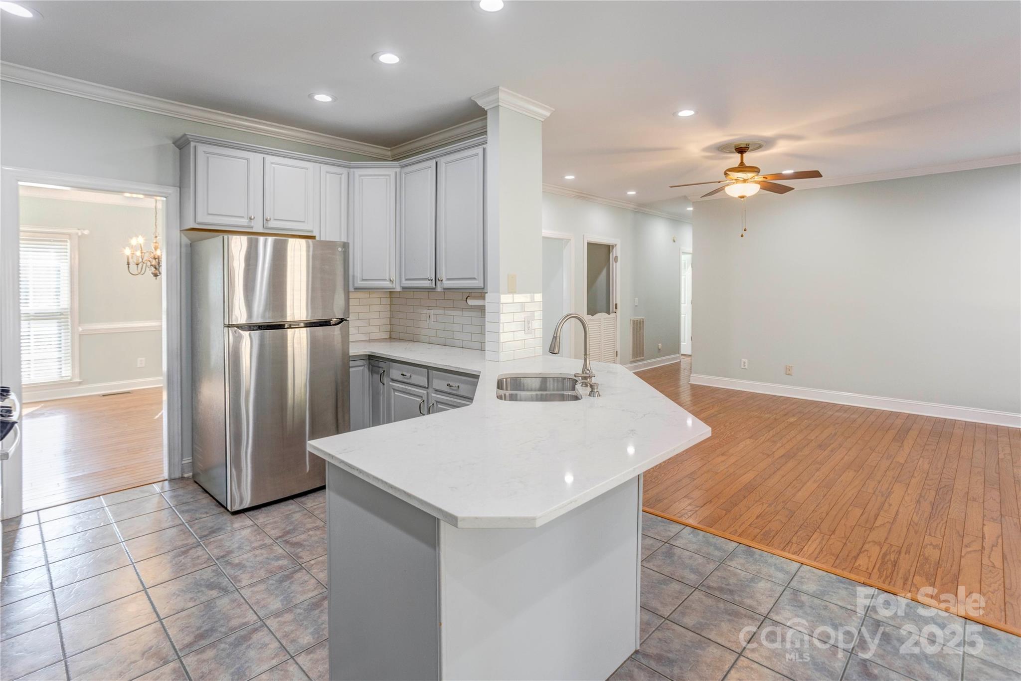 105 Partridge Bluff Drive Property Photo 11