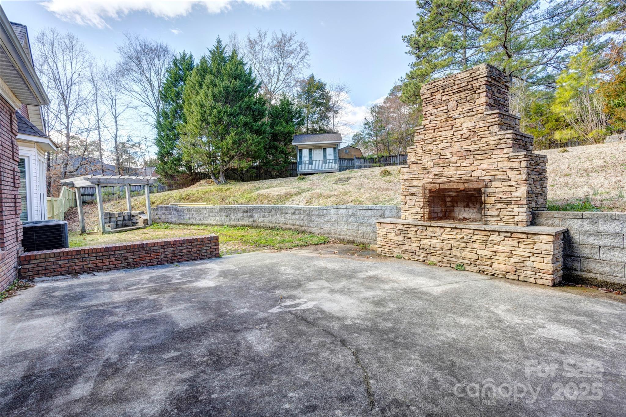 105 Partridge Bluff Drive Property Photo 30