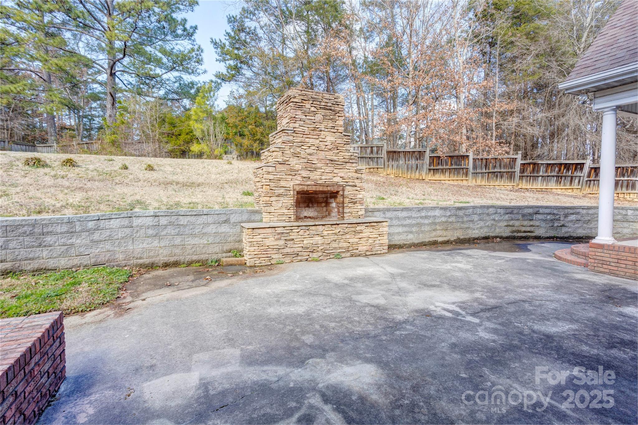105 Partridge Bluff Drive Property Photo 31