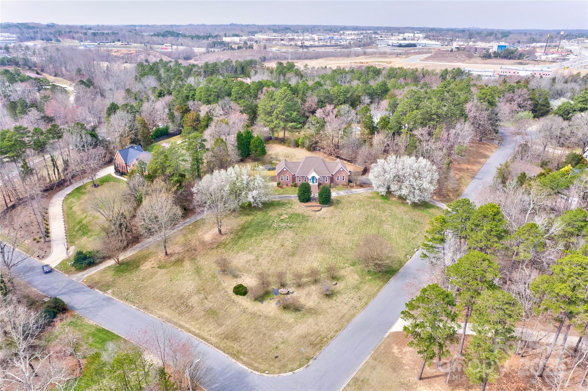 105 Partridge Bluff Drive Property Photo 34