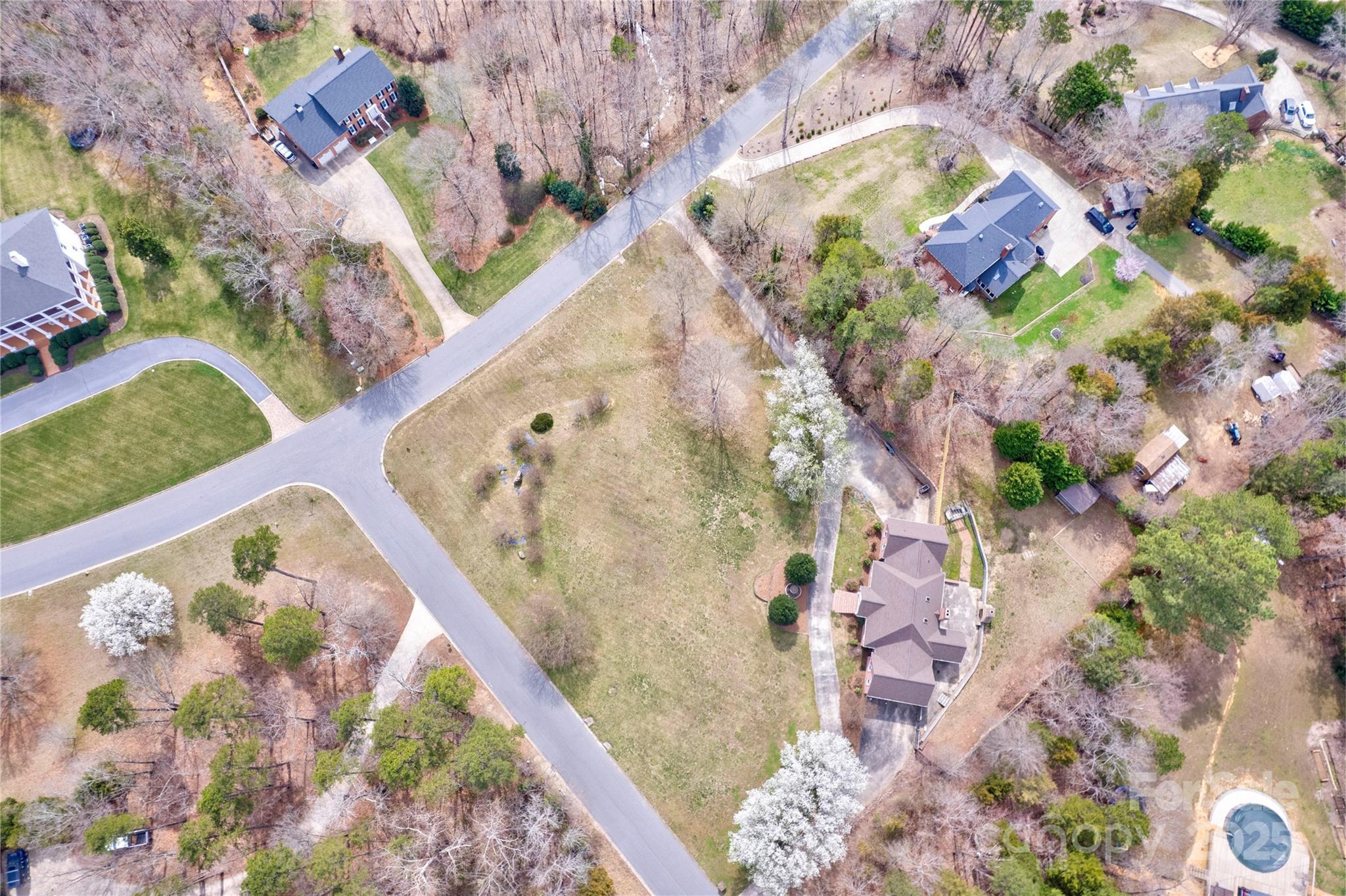 105 Partridge Bluff Drive Property Photo 37