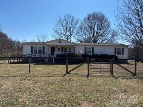 743 Lore Road Property Photo 4