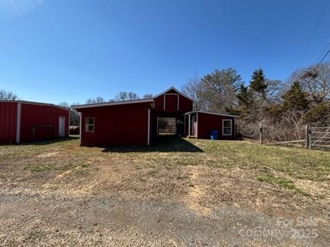 743 Lore Road Property Photo 5